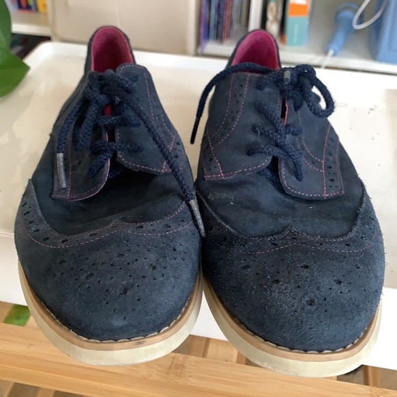 Johnston and Murphy suede oxfords - Picture 4 of 6